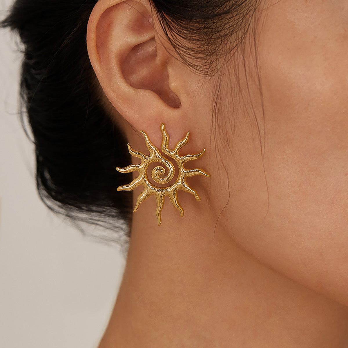 Sol earring