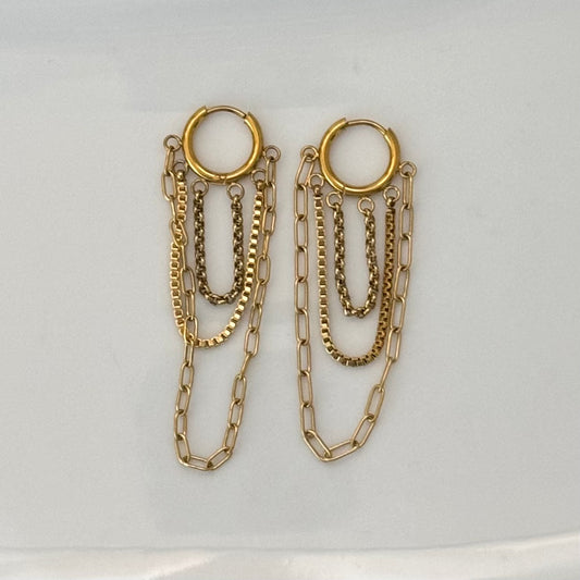 Chain earring